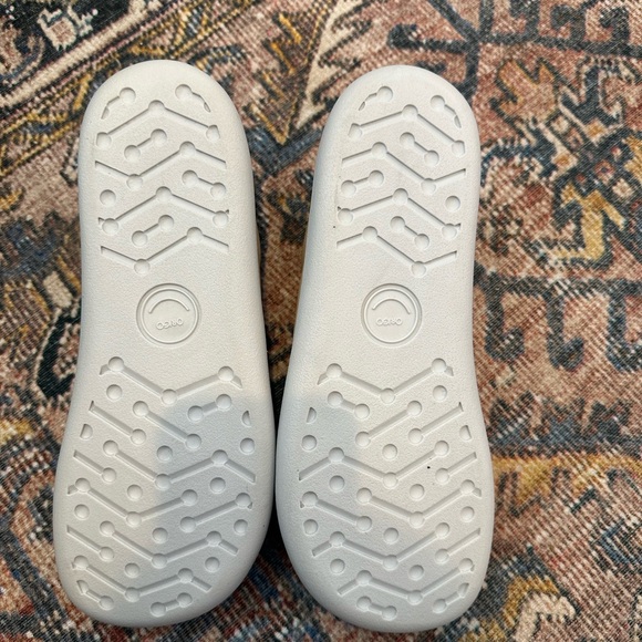 Origo The Everyday Sneaker in Latte, NWT - Picture 6 of 6